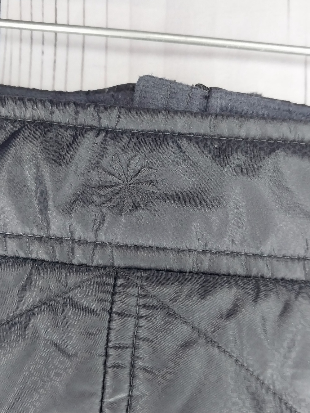 Athleta Toasty Buns Quilted Insulated Puffer Apres Ski Gorpcore Mini Skirt - Picture 6 of 8